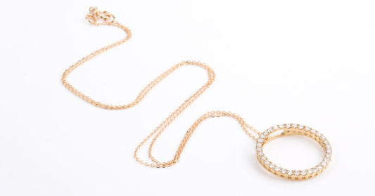 What’s Trending in Yellow Gold Necklaces for 2026?